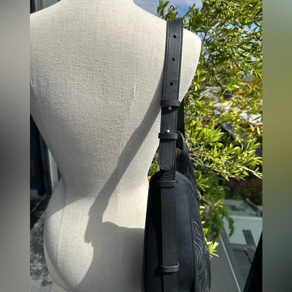 Shanghai Tang Black Leather Hobo Bag - Picture 5 of 14